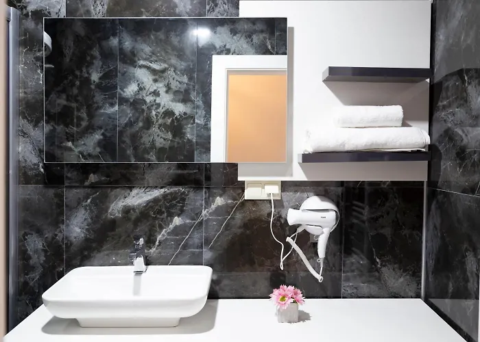 Hatton Esenboga 3* Ankara